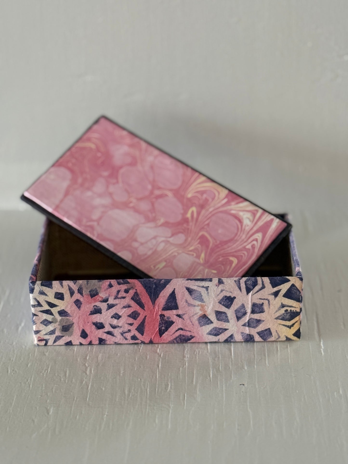 Studio Escargot: Hand made Paper boxes