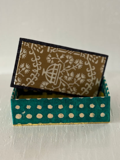 Studio Escargot: Hand made Paper boxes