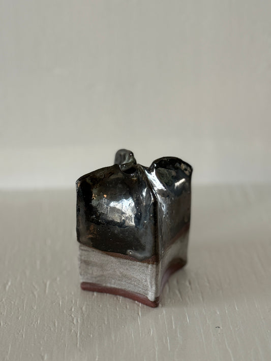Studio Escargot: Small bud vase
