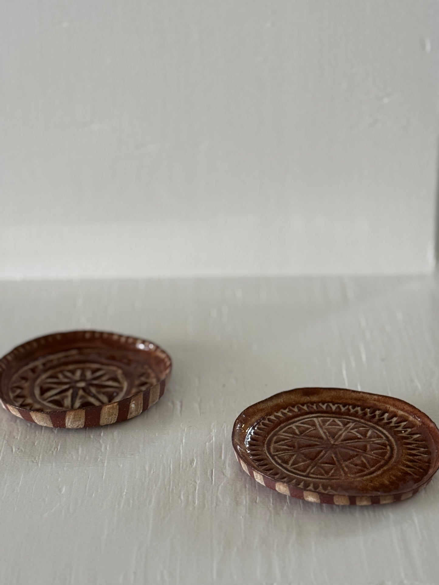 Studio Escargot: Small ceramic plates