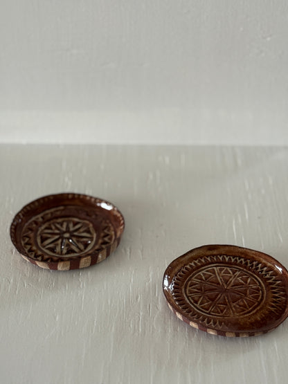 Studio Escargot: Small ceramic plates