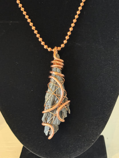 Earth Angel Heals: Copper blue kyanite necklace