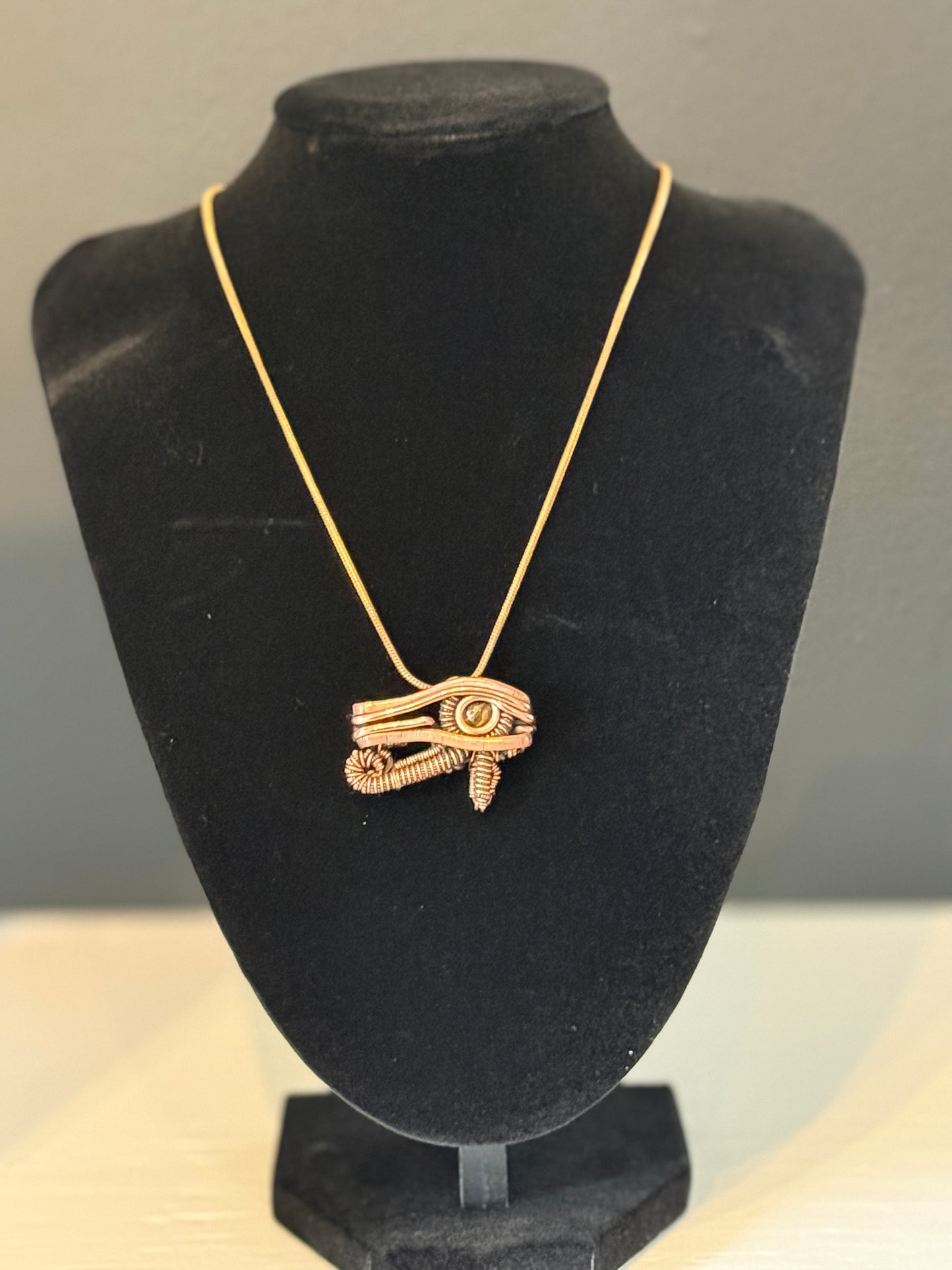 Earth Angel Heals: Tigers Eye Eye of Ra