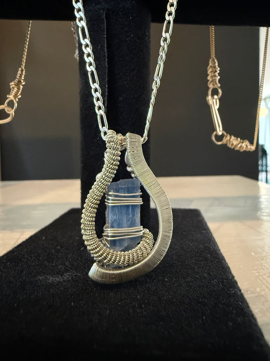 Earth Angel Heals: Silver blue kyanite necklace