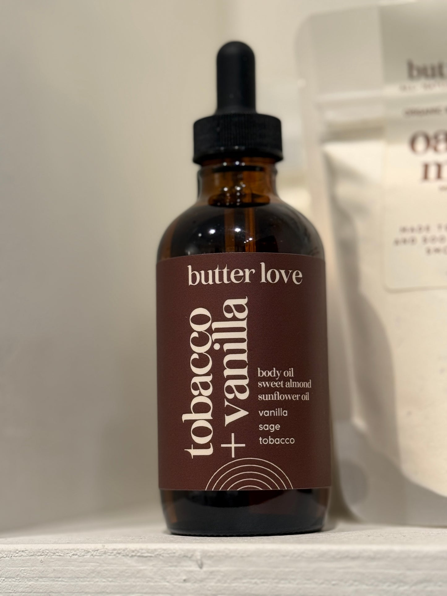 Butter Love: Tobacco and Vanilla Oil