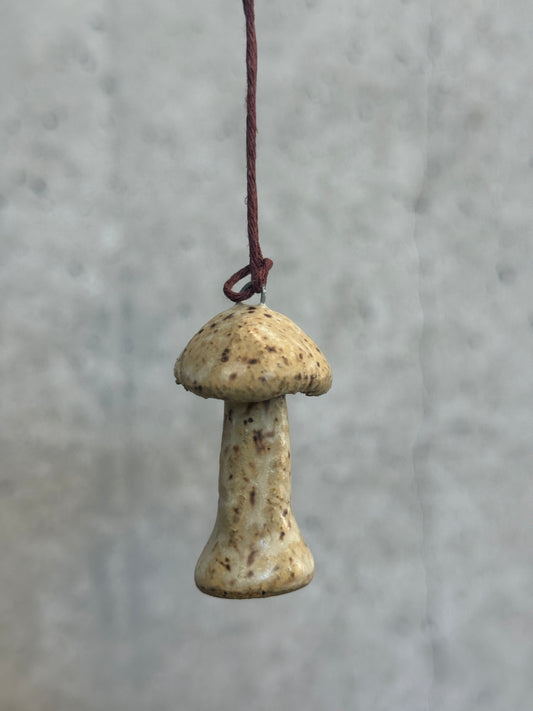 Giessow Pottery: Ornaments